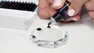 eyelash extension glue | eyelash product | eyelash adhesive | makeup product